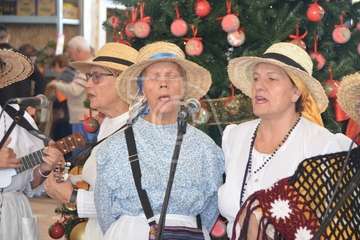 Narea abre como recova con ambiente navideño y de satisfacción general (Foto Francisco Javier Santana y TA)
